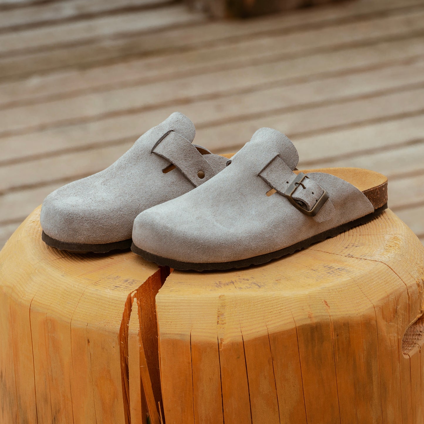 LIGHT GREY