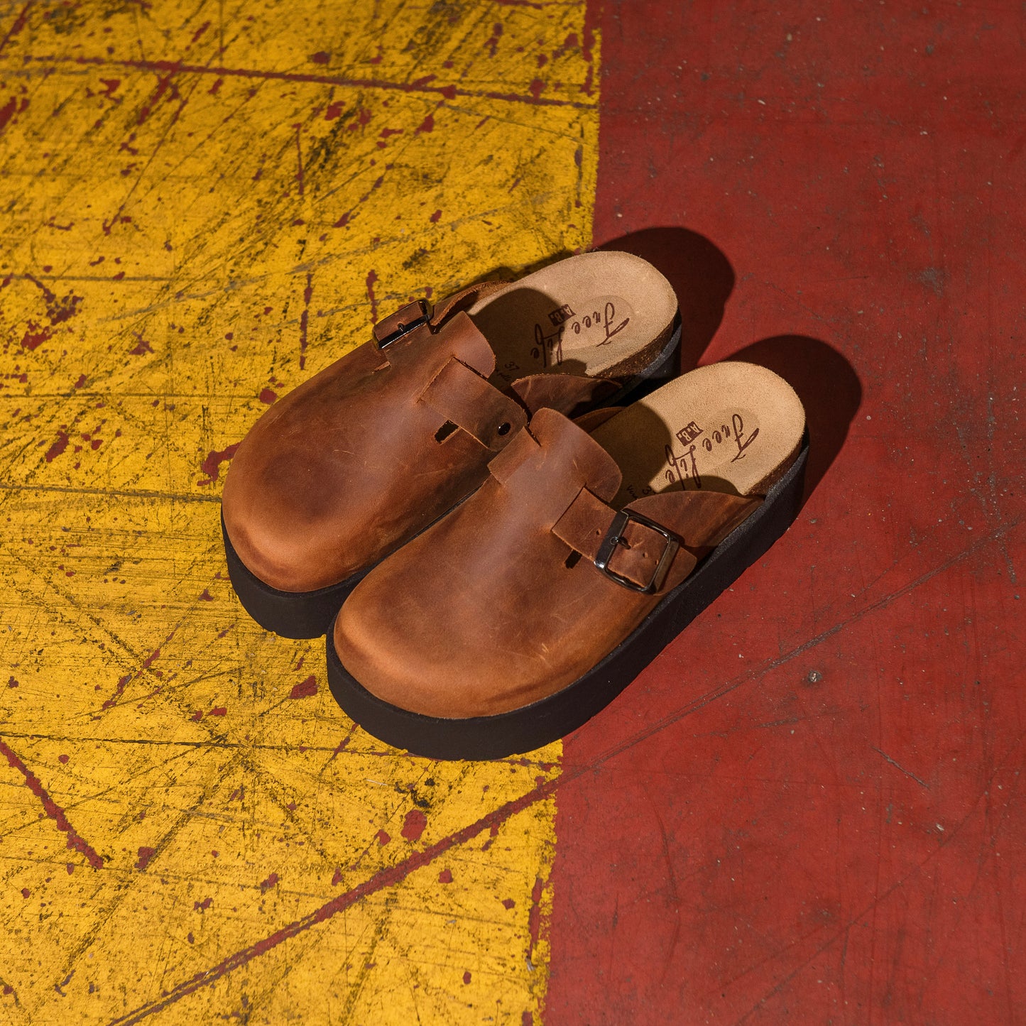 Sabot Donna in Pelle Ingrassata con Plateau Alto